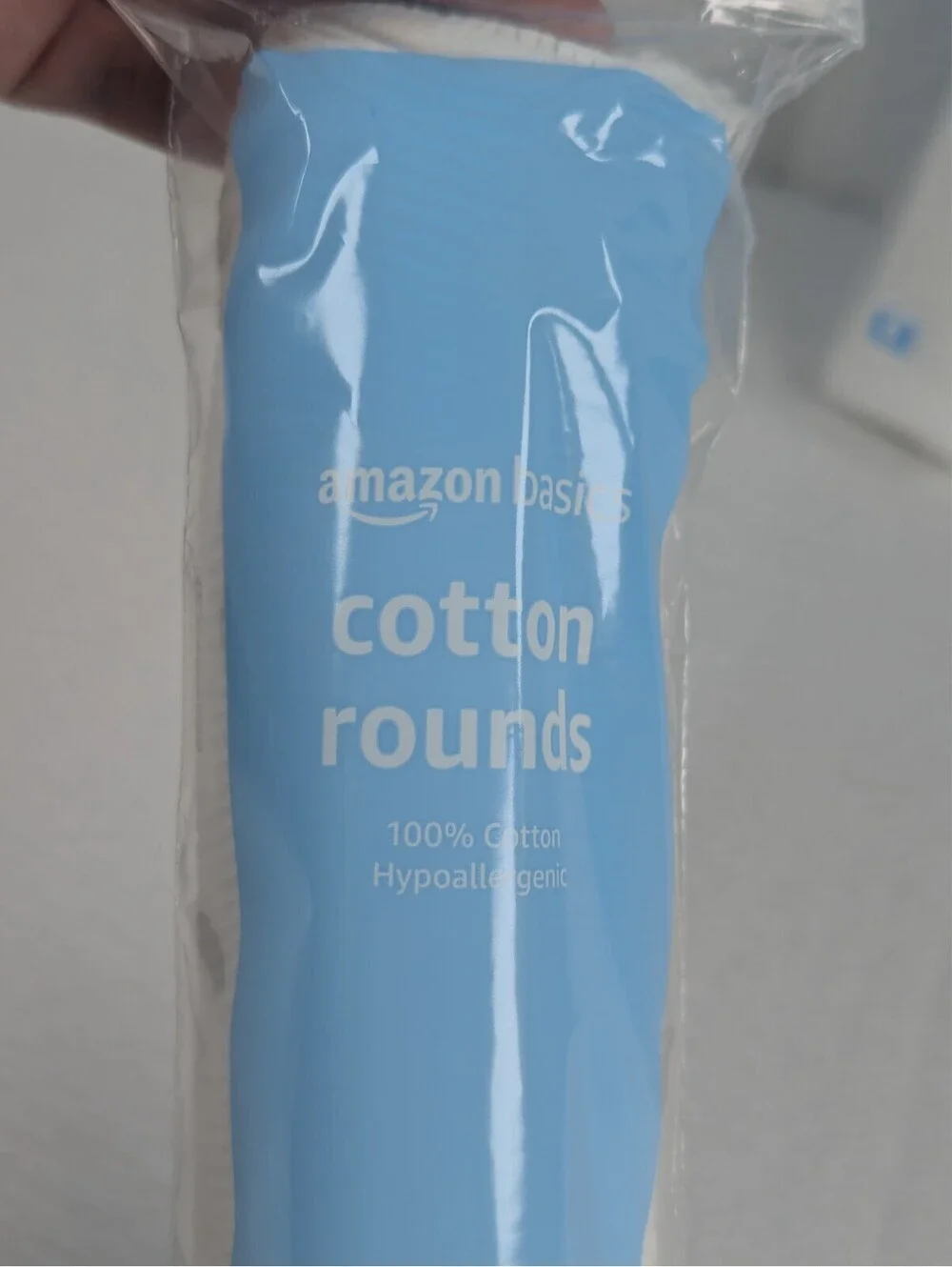 Amazon Basics - Cotton Rounds - Pack of 100 x 6 Packs = 600 Count Total